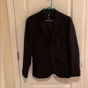 Black men’s tuxedo jacket, H&M, 38R